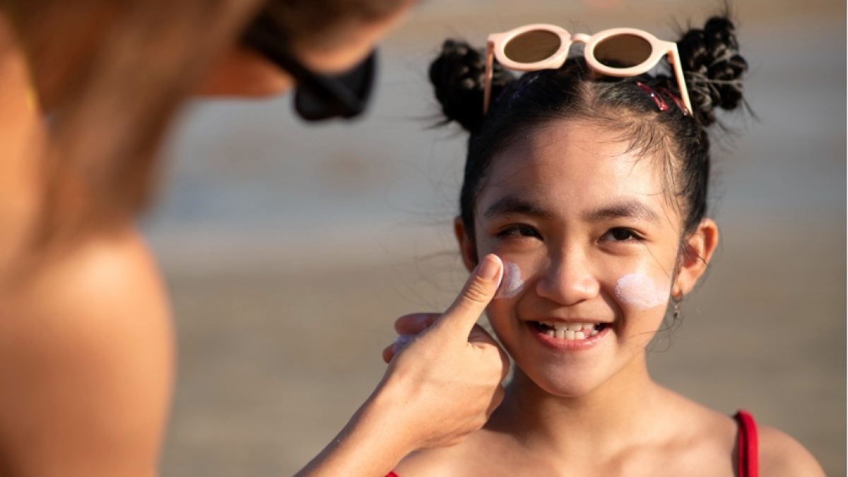 10 Sunscreen Anak yang Bagus dan Murah, Kulit Sensitif Aman, Mulai Rp 25 Ribu