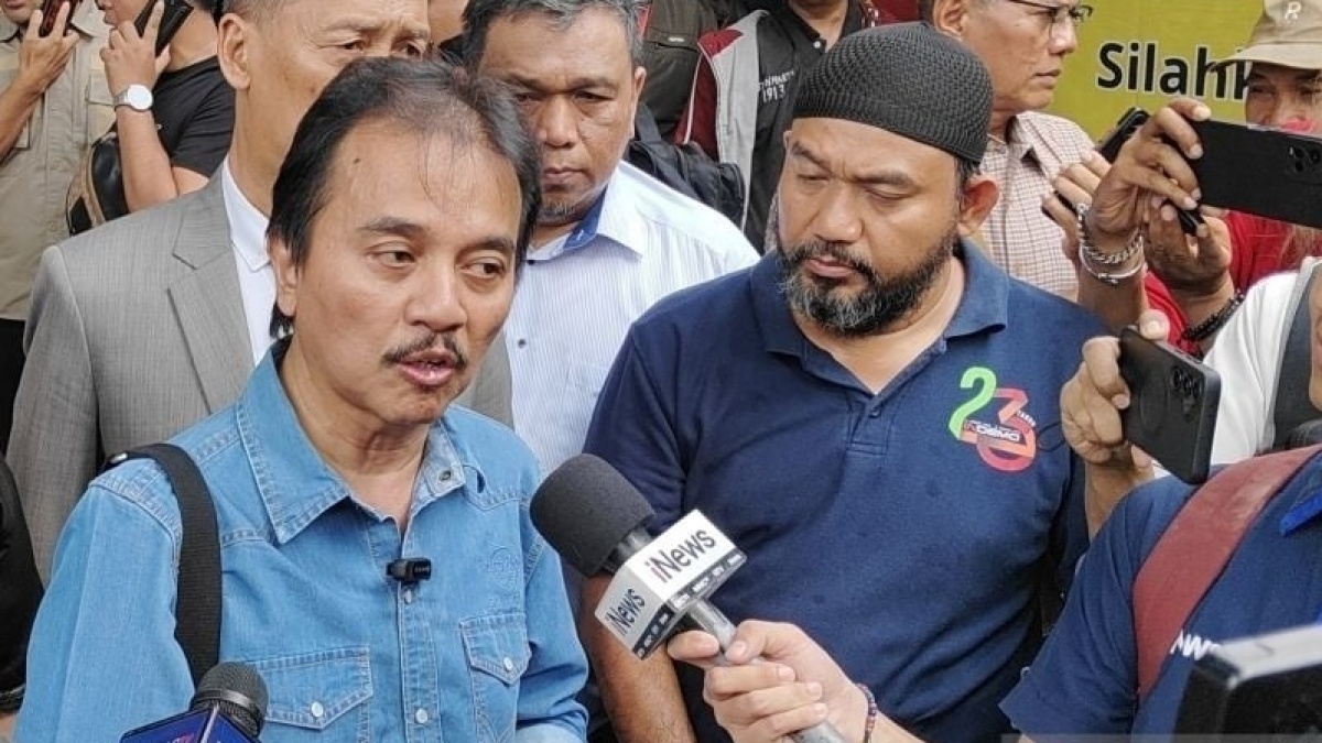 Roy Suryo Tuding Ada Operasi 'Geng Solo' di Balik Tarik Pernyataan Eks Rektor UGM Soal Ijazah Jokowi