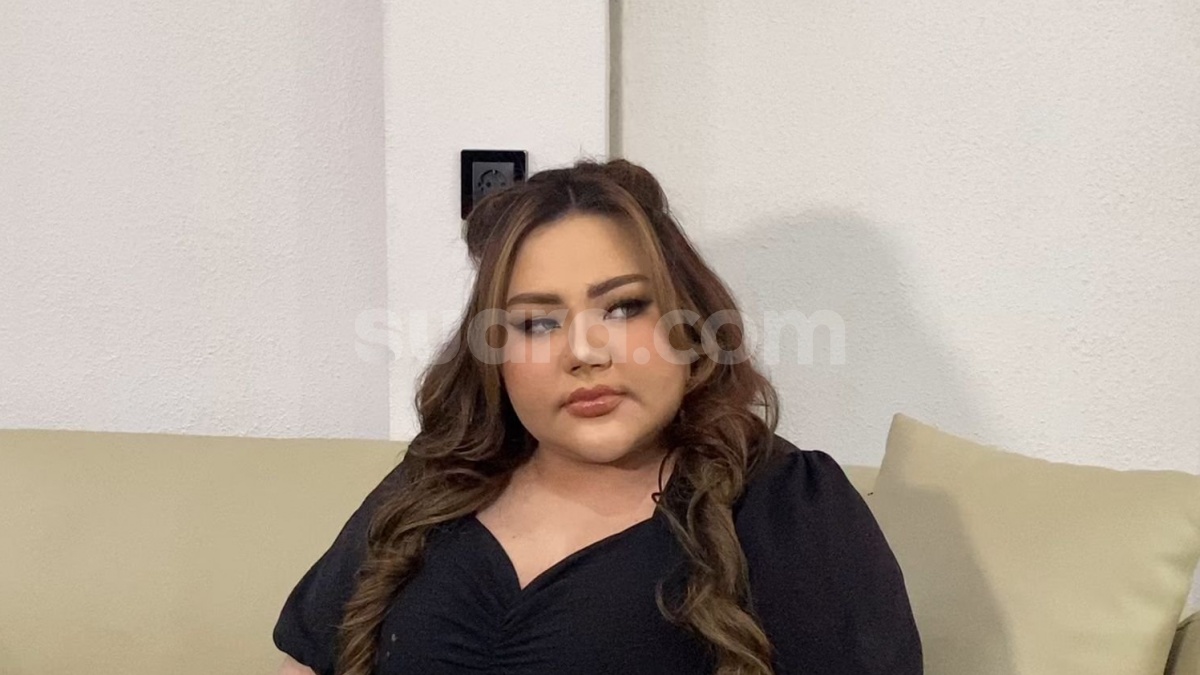 Lisa Mariana Diduga Tipu Teman Sendiri, Awalnya Pinjam Uang dengan Gemetaran