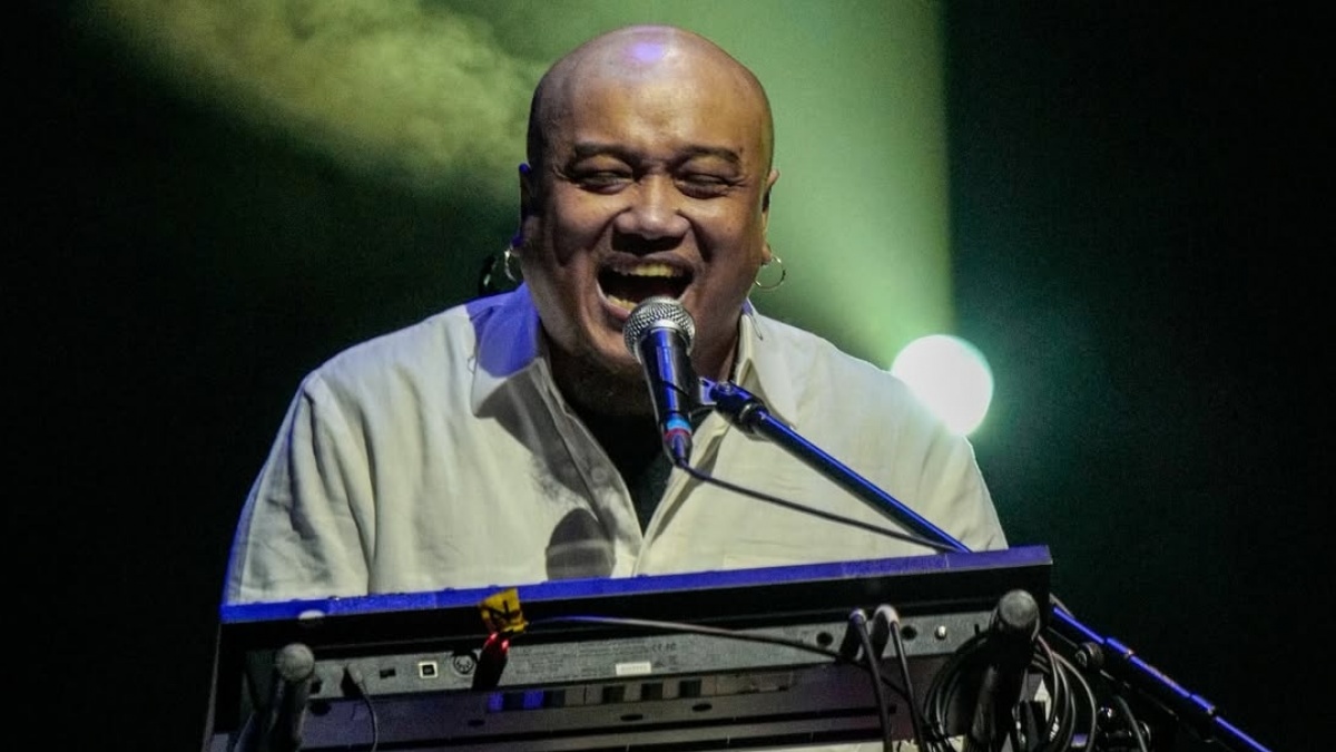 Lepas Kepergian Sahabat, Sandy Pas Band Sempat Gotong Keranda Almarhum Gatot Kies