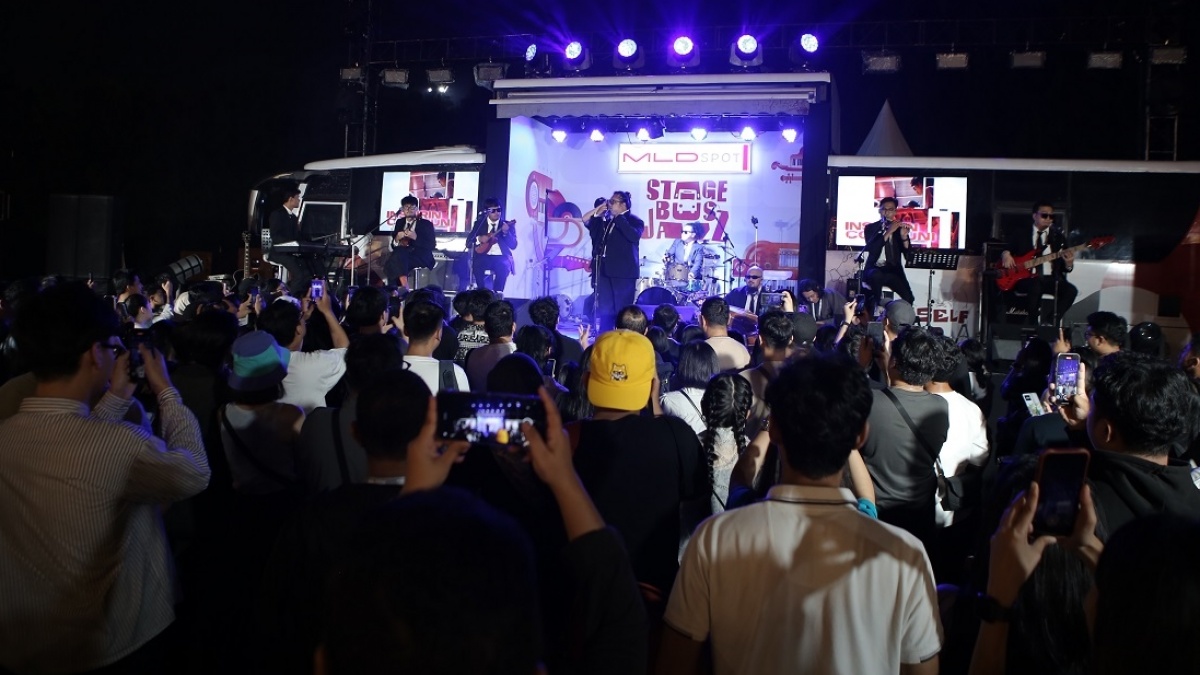 Dari Panggung Bus sampai Instalasi Sphere: MLDSPOT Curi Perhatian di Java Jazz 2025