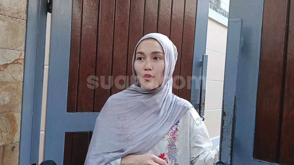 Sakit saat Lebaran Idul Adha, Ibu Ayu Ting Ting Nyaris Tak Salat Ied