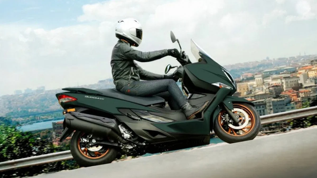 Mewah! Motor Matic Premium Suzuki Bikin XMAX Kalah Kelas, Bagasinya 42 Liter