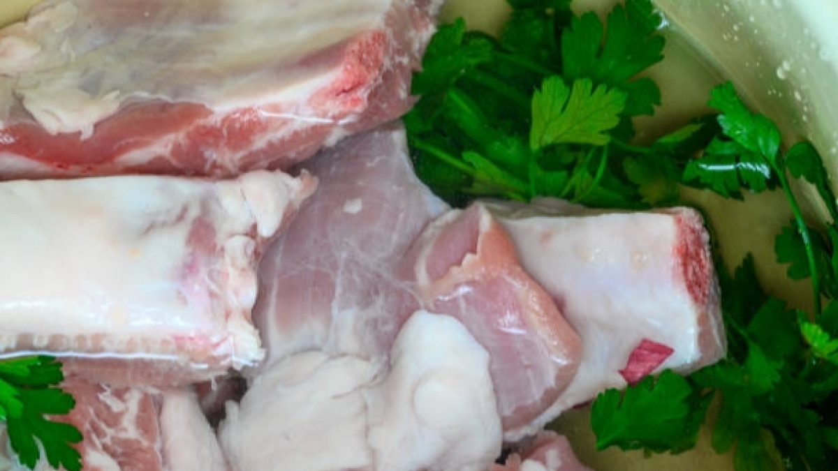 10 Cara Olah Daging Kambing Kurban Agar Empuk dan Tidak Bau Prengus