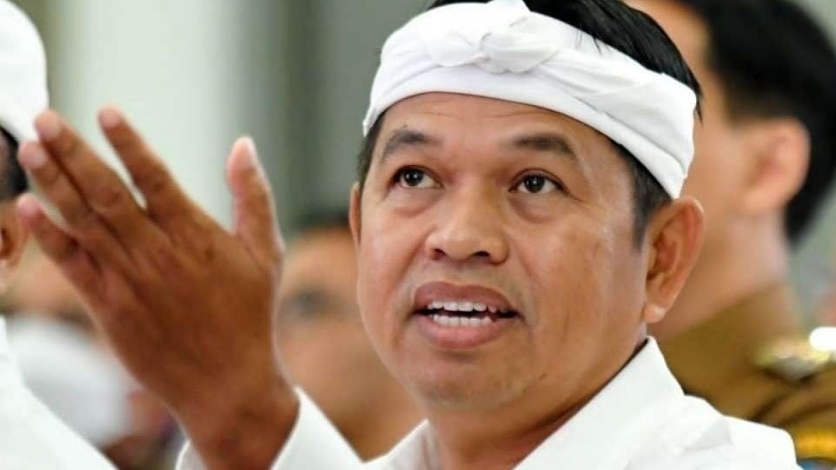 Kepergok Nebeng Patwal saat Kejebak Macet, Dedi Mulyadi Kena Sentil: Awas Kena E-Tilang