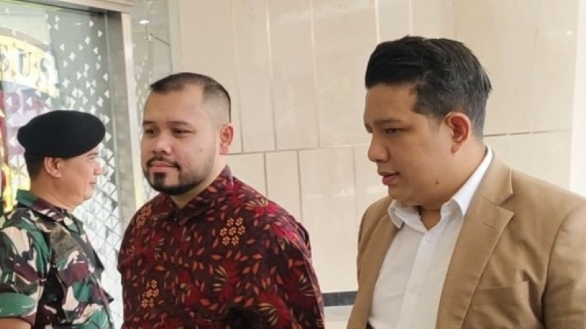 Drama Kasus Chromebook: Stafsus Dijemput Paksa, Konfrontasi dengan Nadiem?