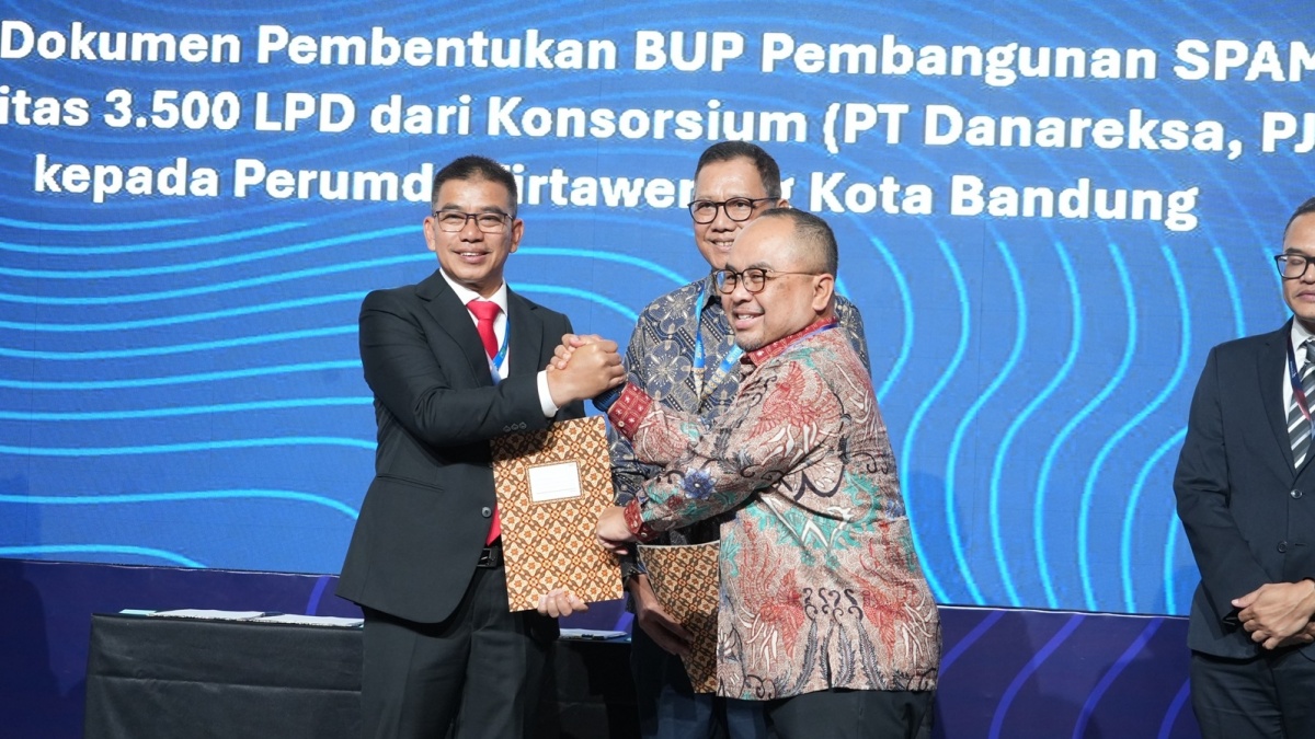 Holding BUMN Danareksa Targetkan 1,8 Juta Warga Kota Bandung Nikmati Air Bersih