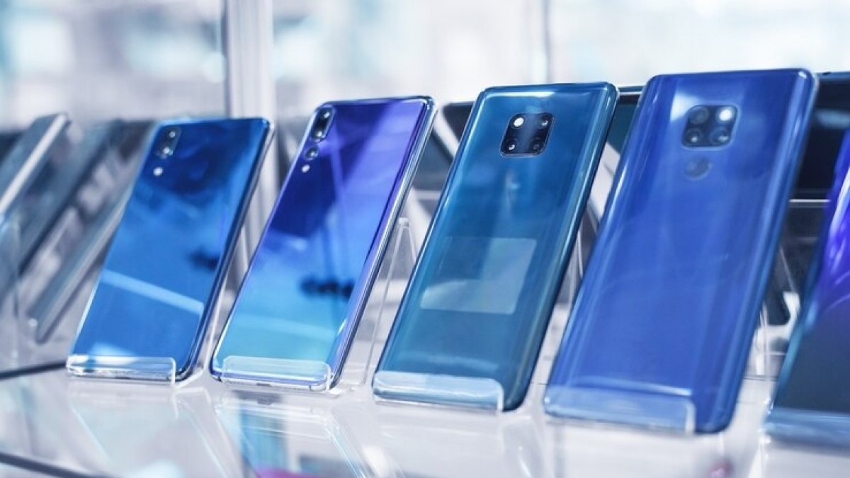 8 Rekomendasi HP Harga Rp1 Jutaan Spesifikasi Tinggi: Layar AMOLED, Kamera 50 MP!