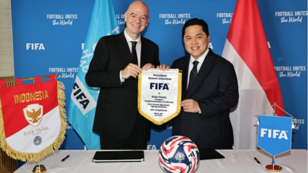 Kartu Kuning FIFA untuk Erick Thohir Gegara Rangkap Jabatan