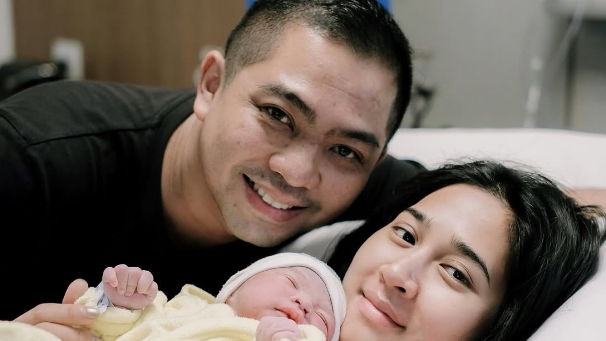 Ade Govinga Tak Sanggup Lihat Istri Melahirkan, Kenapa?