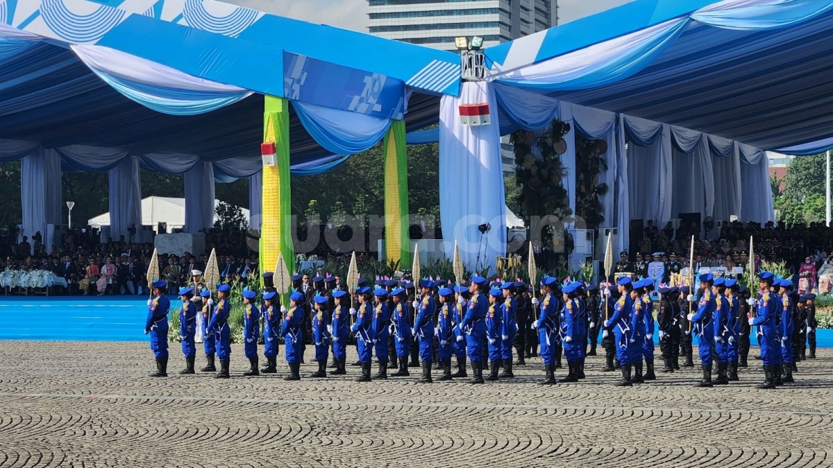 Momen Polisi Cilik Tampil Depan Prabowo Saat HUT ke-79 Bhayangkara di Monas