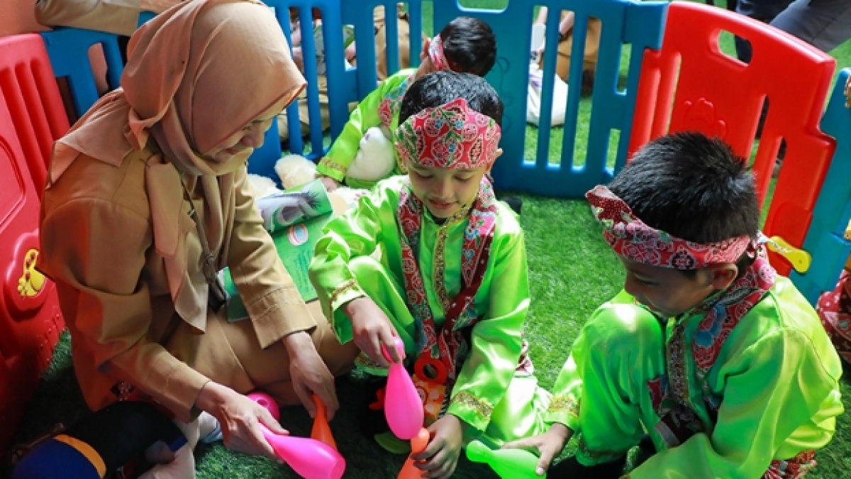 Warga Sambut Baik Rencana Pramono Siapkan Daycare Gratis di Tiap Kecamatan