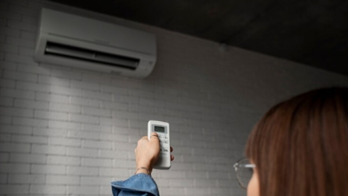 7 Rekomendasi AC Low Watt 1/2 PK Terbaik 2025, Cepat Adem dan Hemat Listrik Mulai Rp 2 Juta