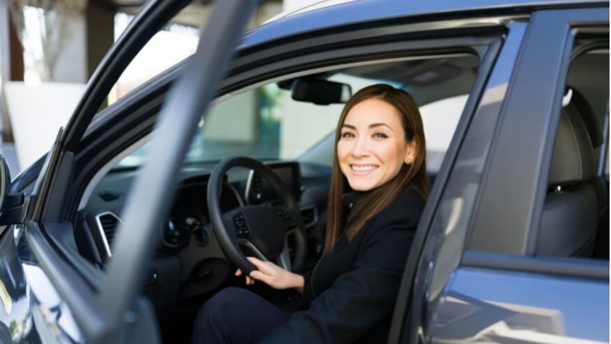 5 Mobil Matic Bekas untuk Wanita Karier, Aman Dipakai Harian dan Hemat Perawatan