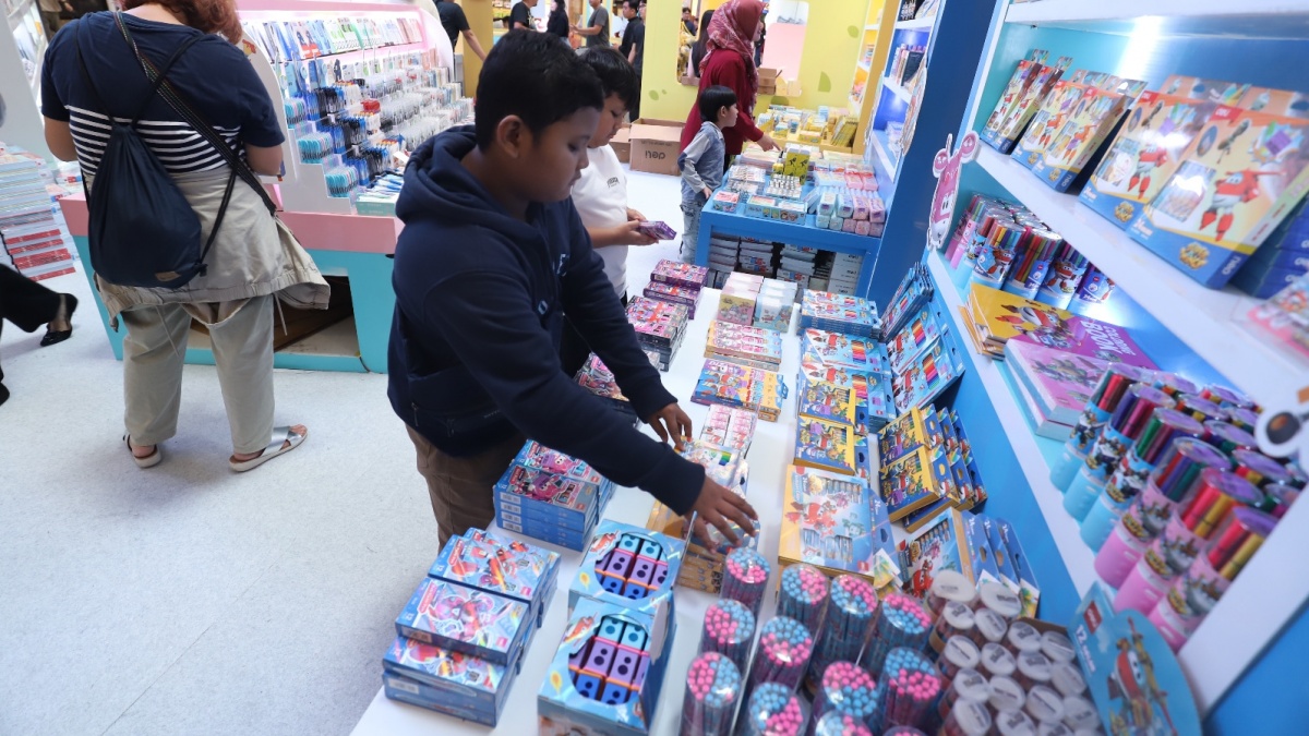 Sekolah Jadi Lebih Seru! Deli Hadirkan Pop-Up Store Edukatif yang Bikin Siswa Semangat Belajar