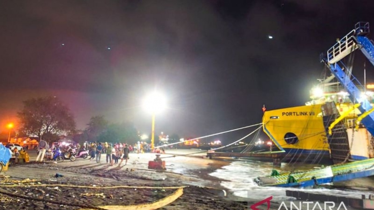 KMP Tunu Pratama Jaya Tenggelam di Selat Bali, Tim SAR Sempat Terkendala Cuaca Ekstrem