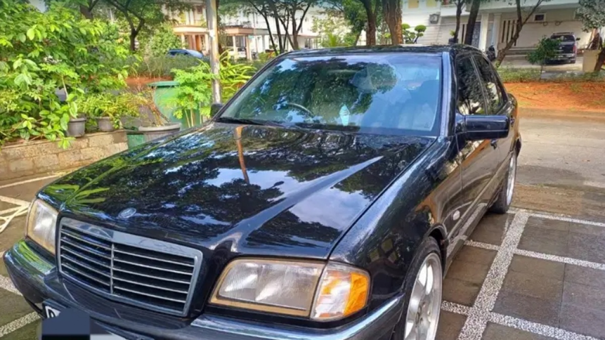 5 Rekomendasi Mobil Bekas Premium Look Mulai Rp40 Jutaan: LCGC Kalah Murah, Serasa 'Sultan' Dadakan