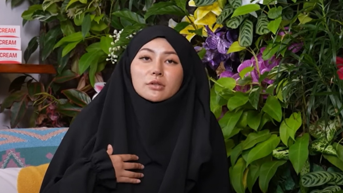 Rae Lil Black Ikut Lomba Makan Kerupuk, Bisa-bisanya Ada yang Berkomentar Cabul