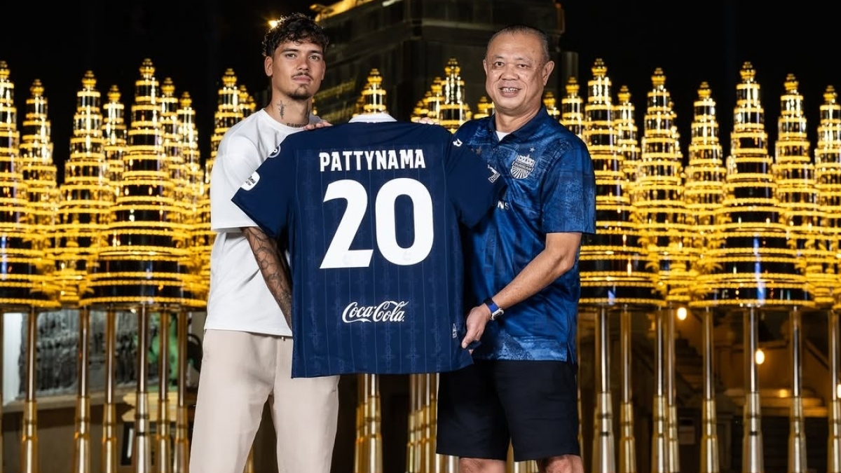 Pilih Buriram Dibanding Persija, Shayne Pattynama: Ini Klub Besar!