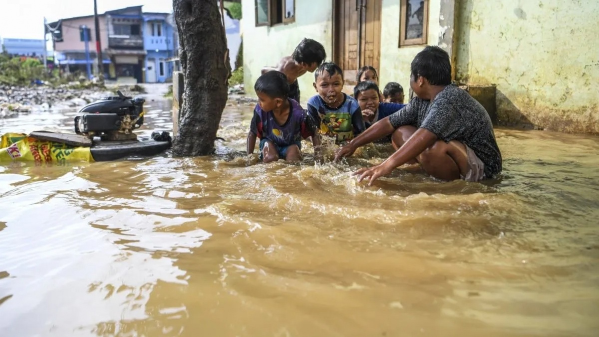 Banjir Masih Rendam Dua RT di Jakarta Utara