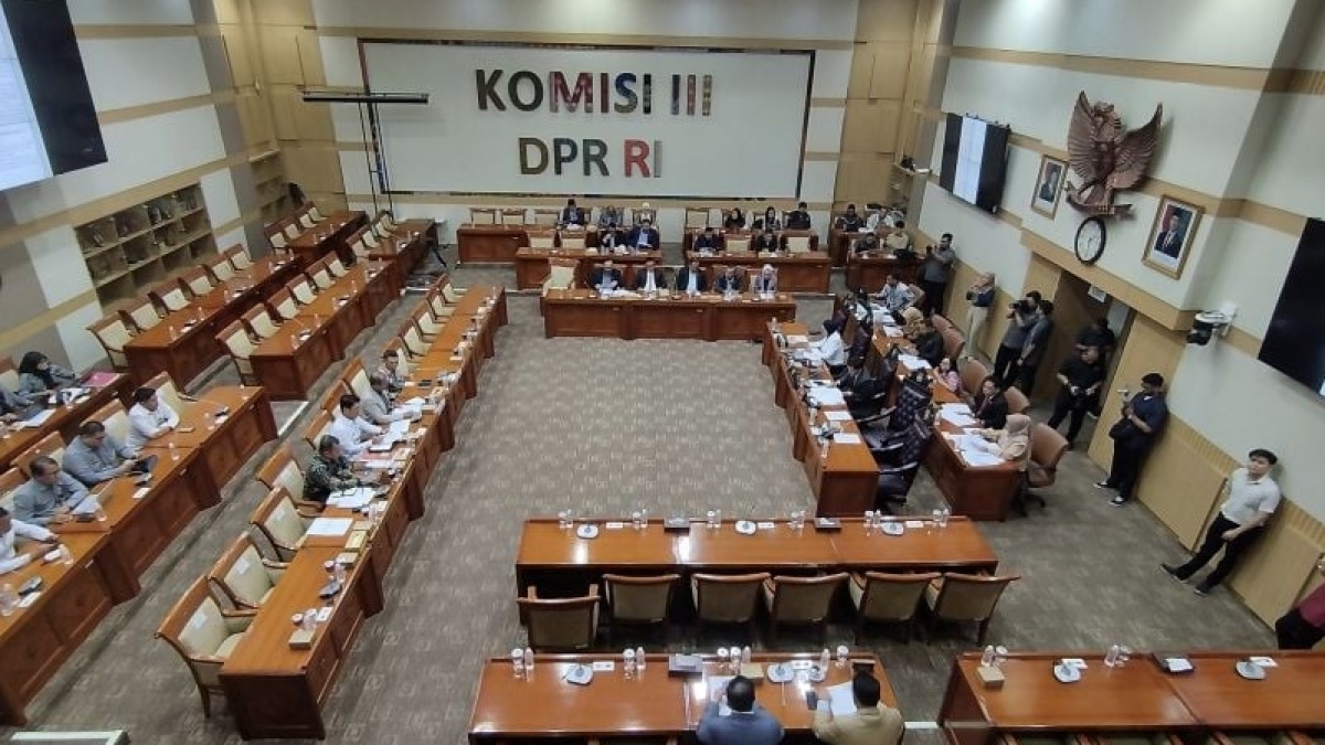 Komisi III DPR Masuk Masa Sidang: Bahas Hakim MK Pensiun hingga Seleksi Calon Hakim MA