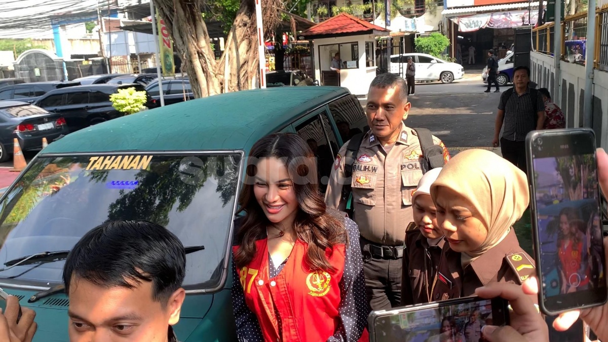 Pesan Satir Nikita Mirzani Buat Jaksa Jelang Sidang Lanjutan Pemerasan Reza Gladys