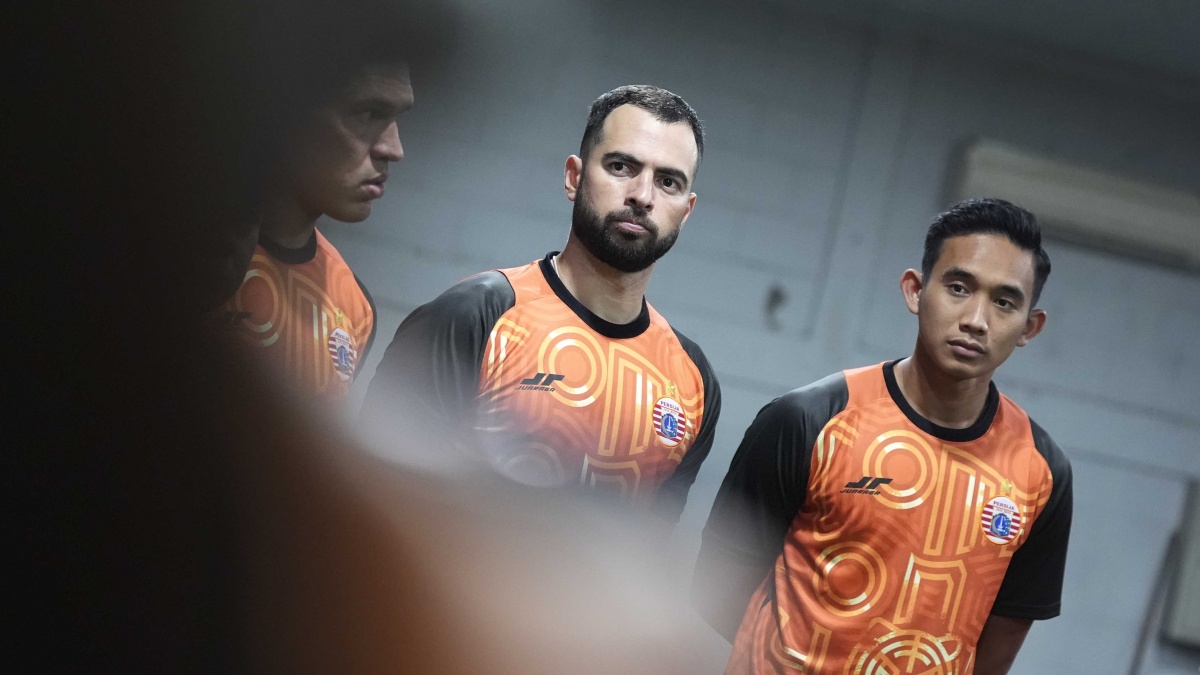 Duet Jordi Amat dan Rizky Ridho di Lini Belakang Persija? Mauricio Souza Buka Suara