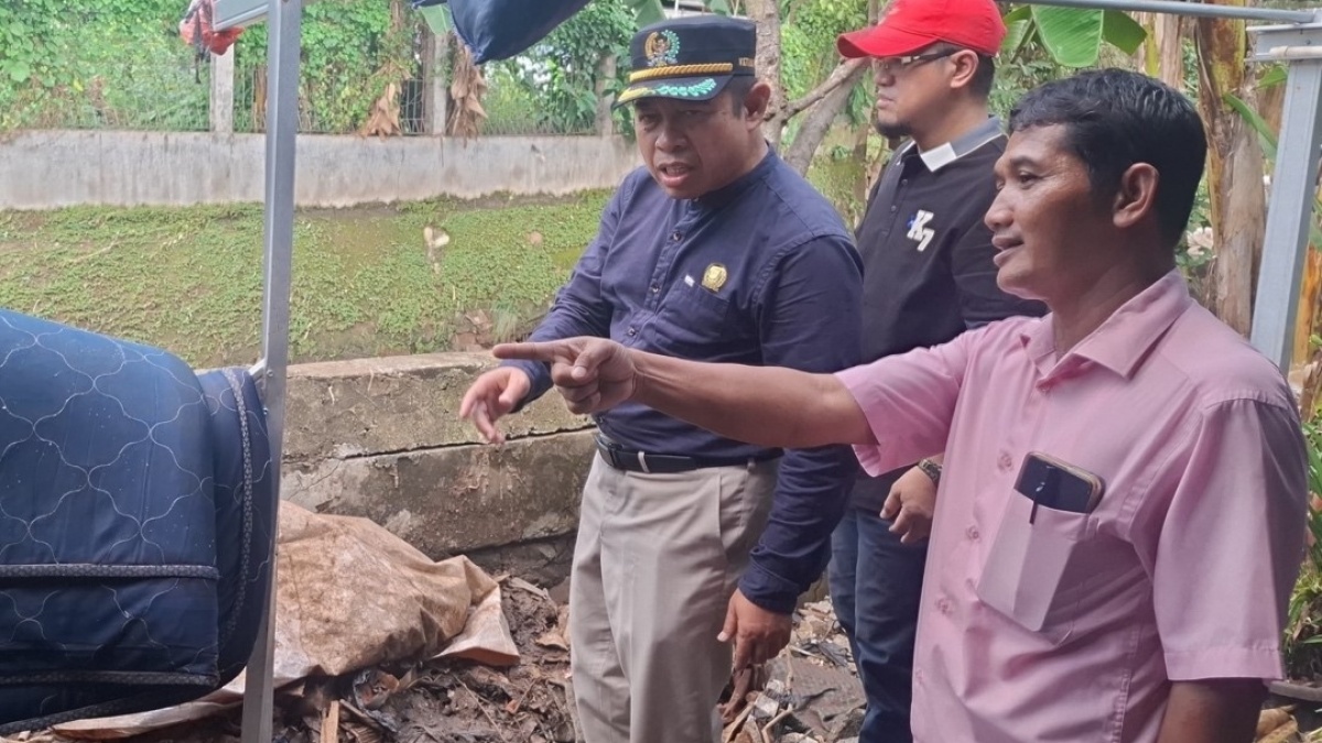 Ketua DPRD Provinsi DKI Jakarta Sambangi Warga Terdampak Banjir