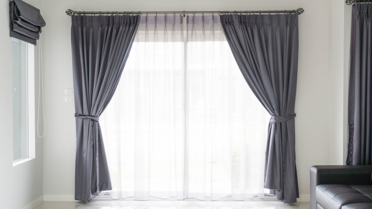 5 Inspirasi Warna Gorden yang Bikin Ruangan Tampak Mewah dan Elegan