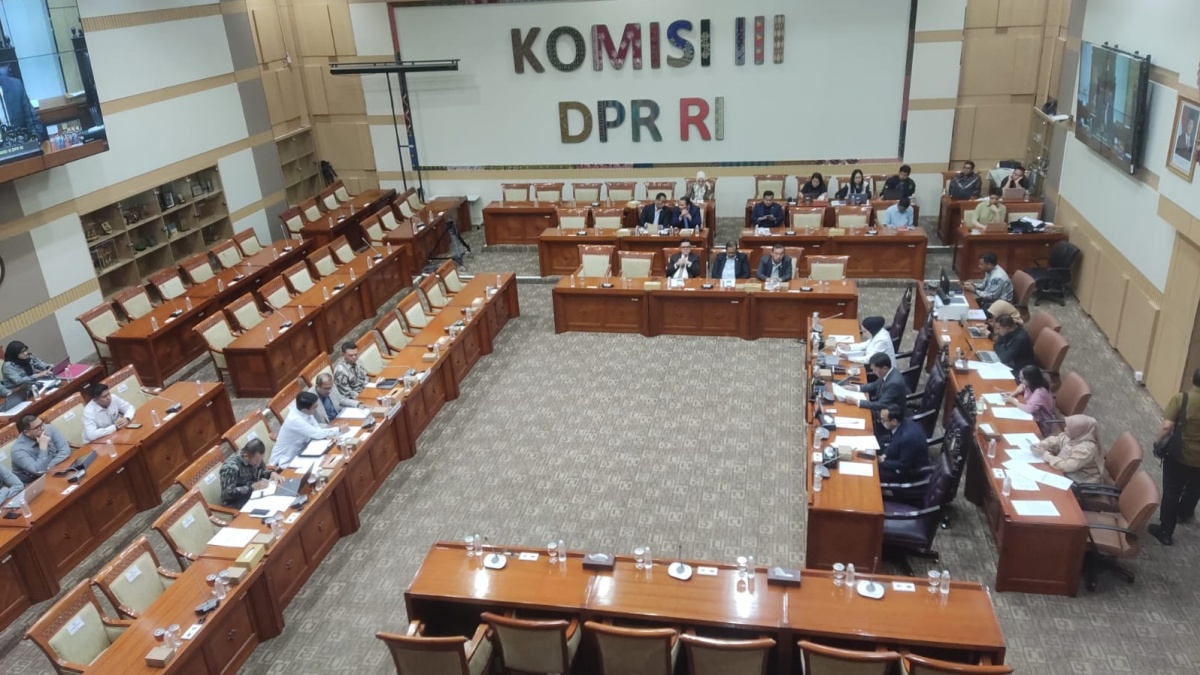 KUHAP Direvisi: Apa yang Berubah? Habiburokhman Ungkap Fokus Utama DPR