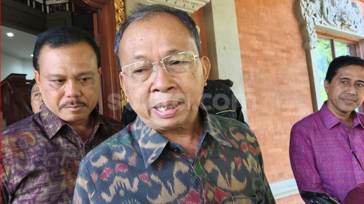 Viral! Ditanya Baik-baik Soal Lapangan Pekerjaan, Gubenur Bali Wayan Koster: Diam Kamu