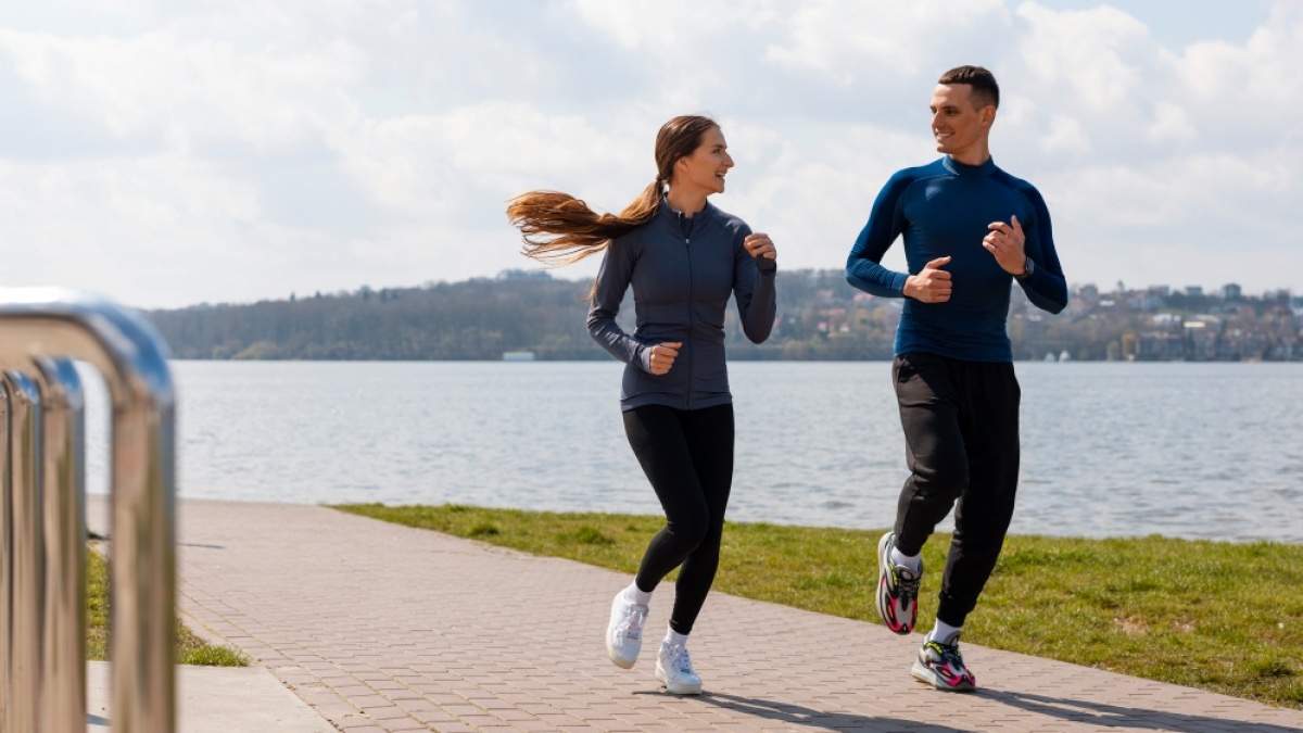 6 Rekomendasi Sepatu Lari Buat Easy Run Mulai Rp500 Ribuan!