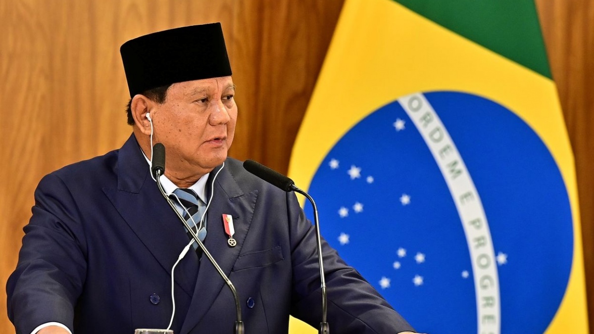 RI Tetap Terkena Tarif Trump 32 Persen, CELIOS Desak Prabowo Reshuffle Kabinet