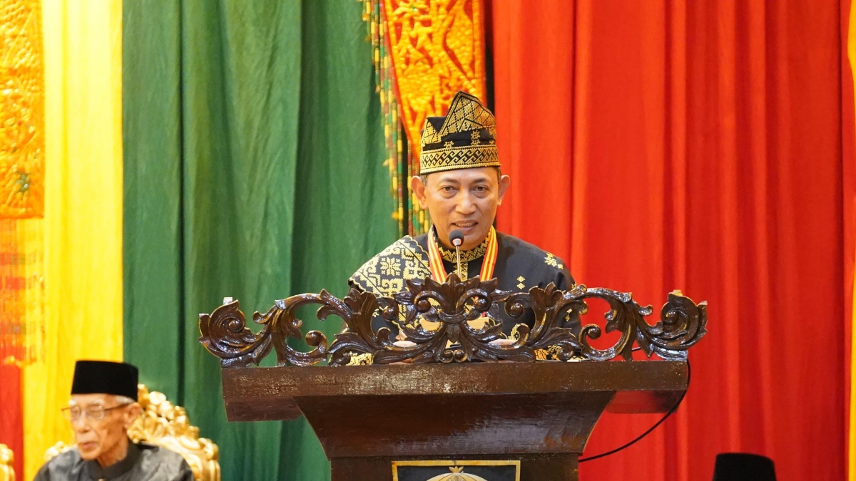 Sebut Anugerah Adat Ingatan Budi Sebagai Pengingat, Kapolri Ungkap Maknanya!