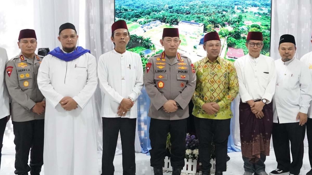 Rocky Gerung Sepanggung dengan Kapolri dan UAS, Sebut Persahabatan Paling Jujur Lahir dari Perbedaan