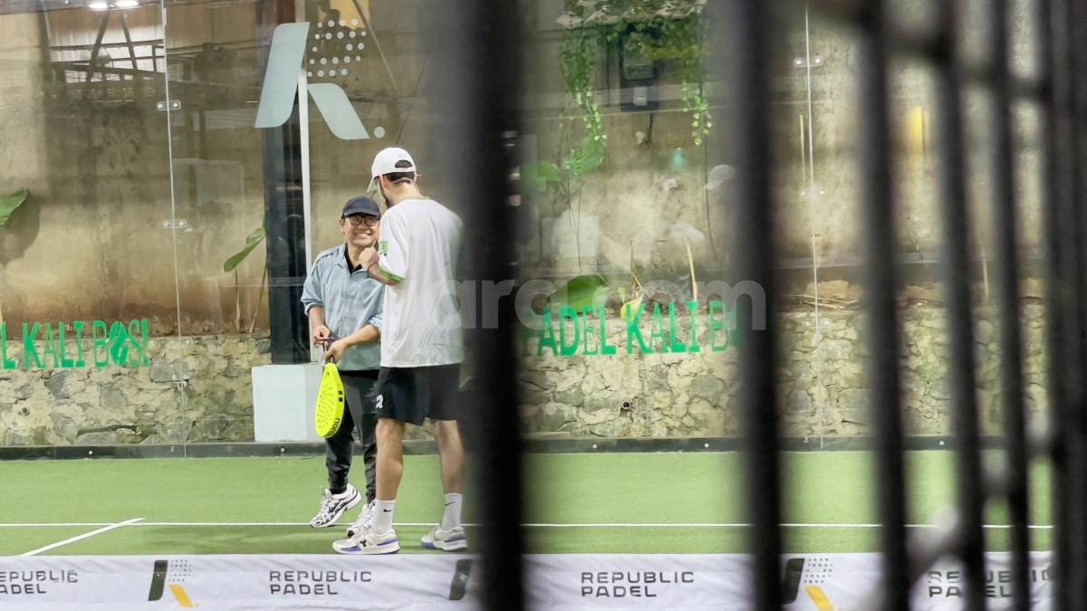Dipuji Jago Smash oleh Menpora Usai Tanding Padel, Cak Imin Semringah