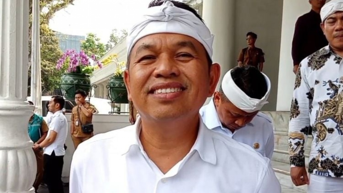 Dituduh Bayar Buzzer, Dedi Mulyadi Tantang Cek Buku Anggaran