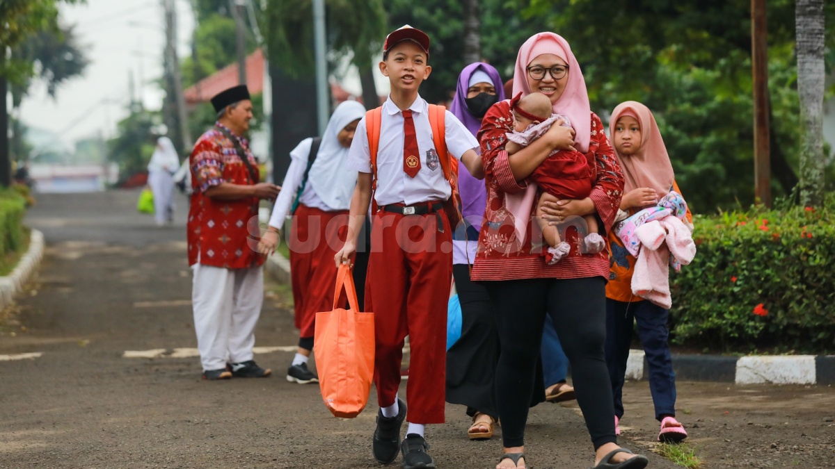 Berapa Lama Waktu MPLS? Panduan Durasi, Jadwal, dan Pelaksanaan Masa Pengenalan Lingkungan Sekolah