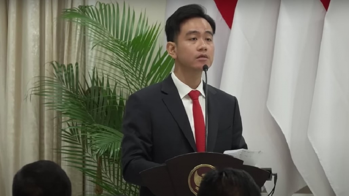 Disebut Gibran Berbahan dari Kemenyan, Harga Parfum LV dan Gucci Bikin Dompet Nangis