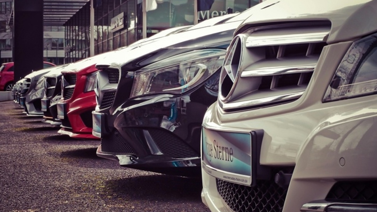 Harga Setara LCGC, 5 Sedan Bekas Ini Bikin Tampilan Auto Naik Kelas!