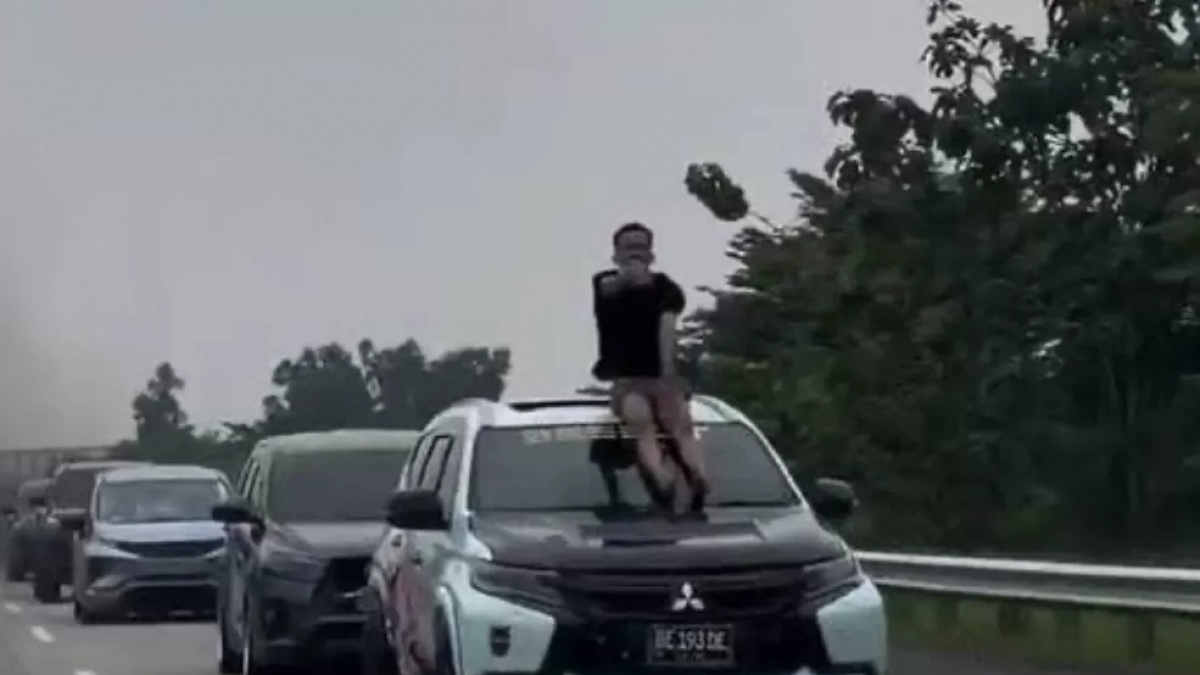 Ironi Pacu Jalur: Tradisi Sakral Riau Jadi Lelucon Maut di Atas Aspal Tol Lampung