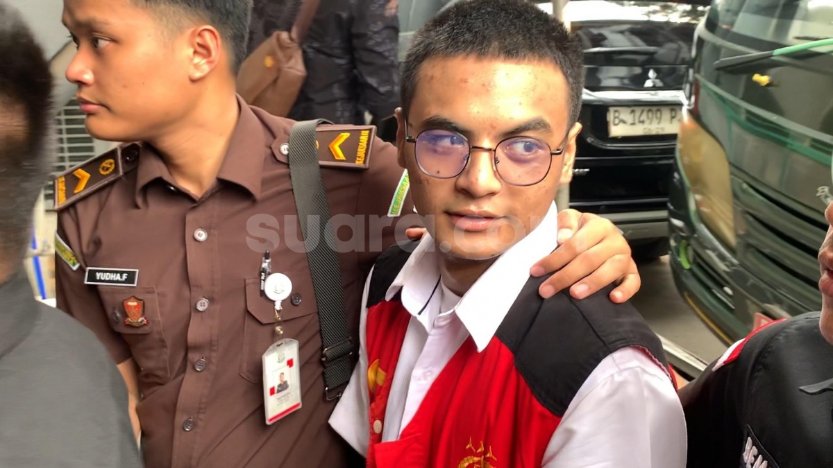 Breaking News: Vadel Badjideh Divonis 9 Tahun Penjara di Kasus Persetubuhan dan Aborsi