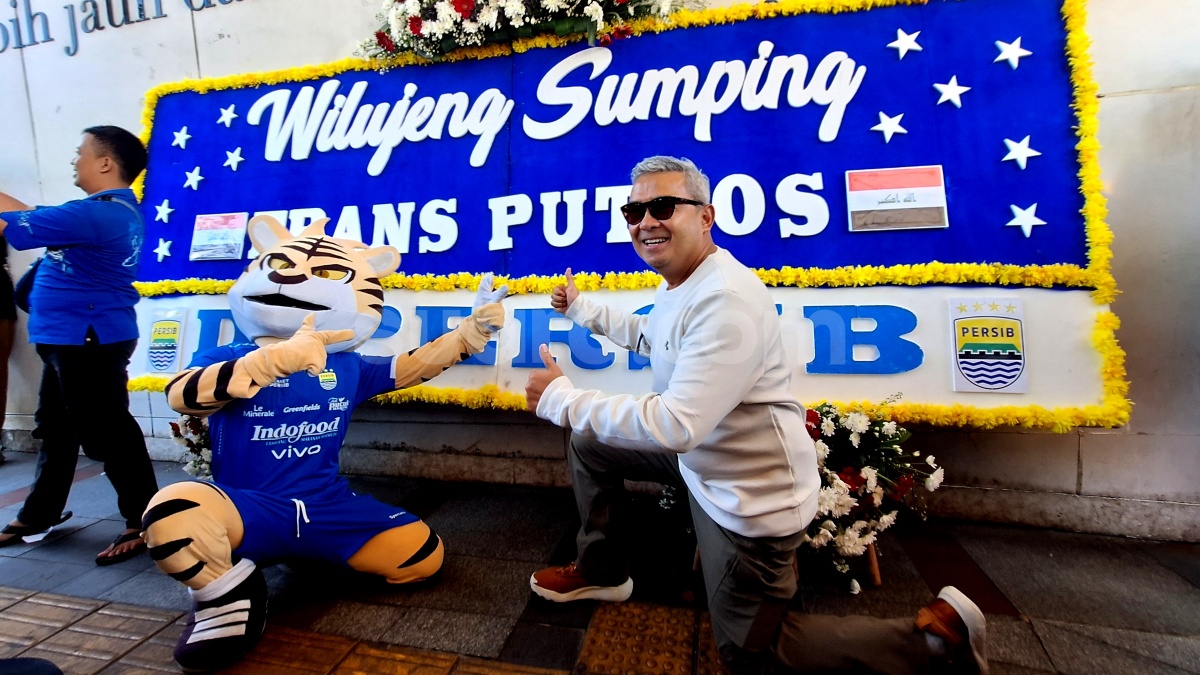 Unik! Persib Umumkan Rekrut Frans Putros: Mirip-mirip Cara Andre Taulany