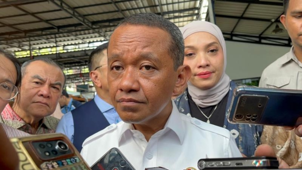 Pilih Bungkam, Bahlil Lahadalia Malah Melengos Jawab yang Lain usai Ditanya Kasus Noel, Mengapa?