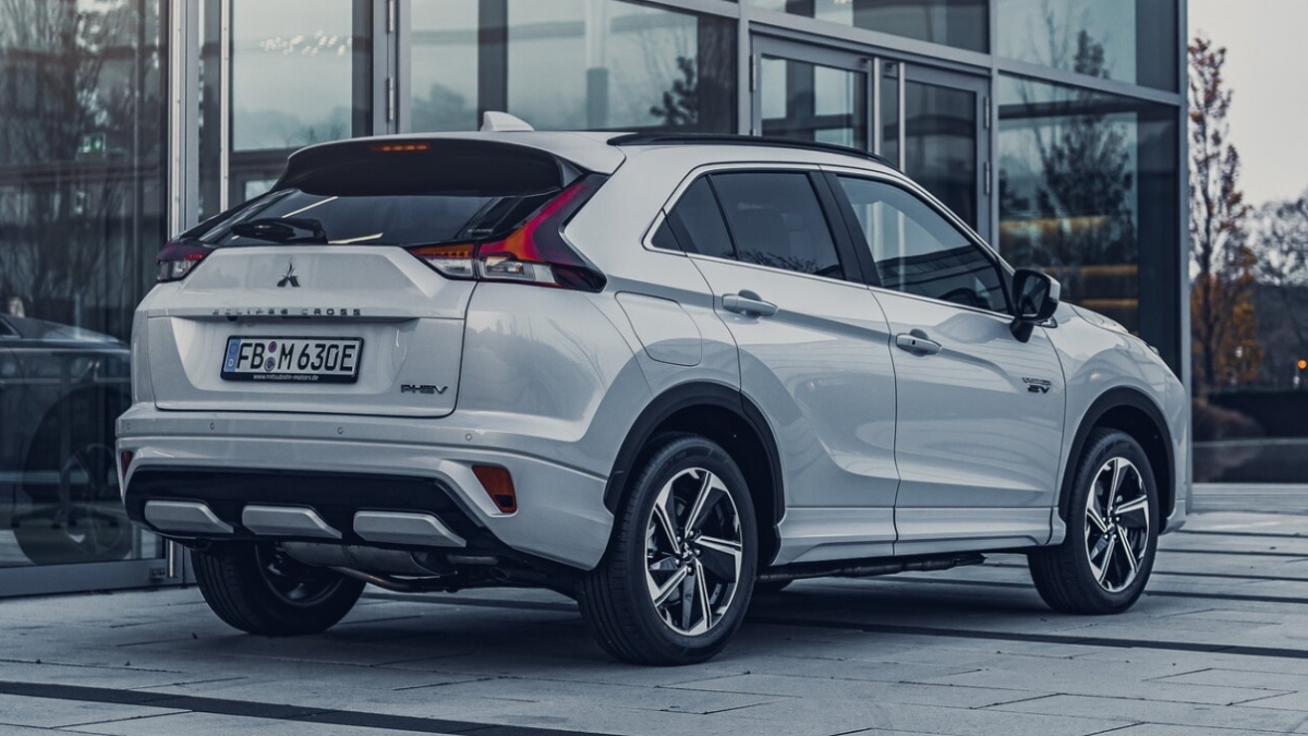 HR-V Minder! Mesin Mirip Destinator: Ini Pesona Mobil Bekas Hidden Gem Mitsubishi Eclipse Cross