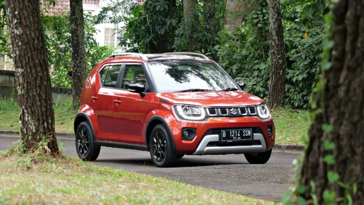 4 Pilihan Mobil Manual yang Cocok untuk Pemula