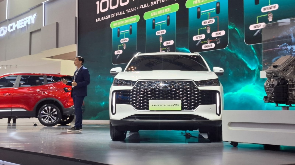 Chery Ungkap Alasan Pilih Perbanyak Model Hybrid Ketimbang Mobil Listrik Murni di Indonesia