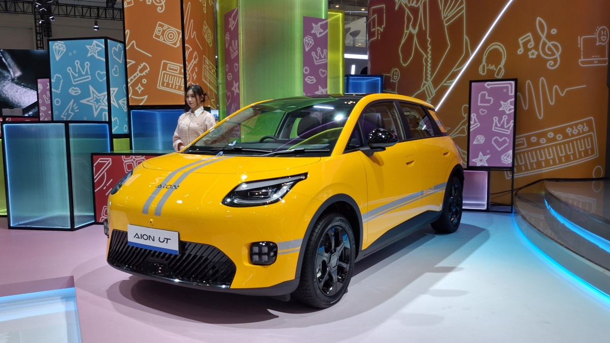 Dominasi AION UT Bayangi Kompetitor Segmen Hatchback Listrik Tanah Air