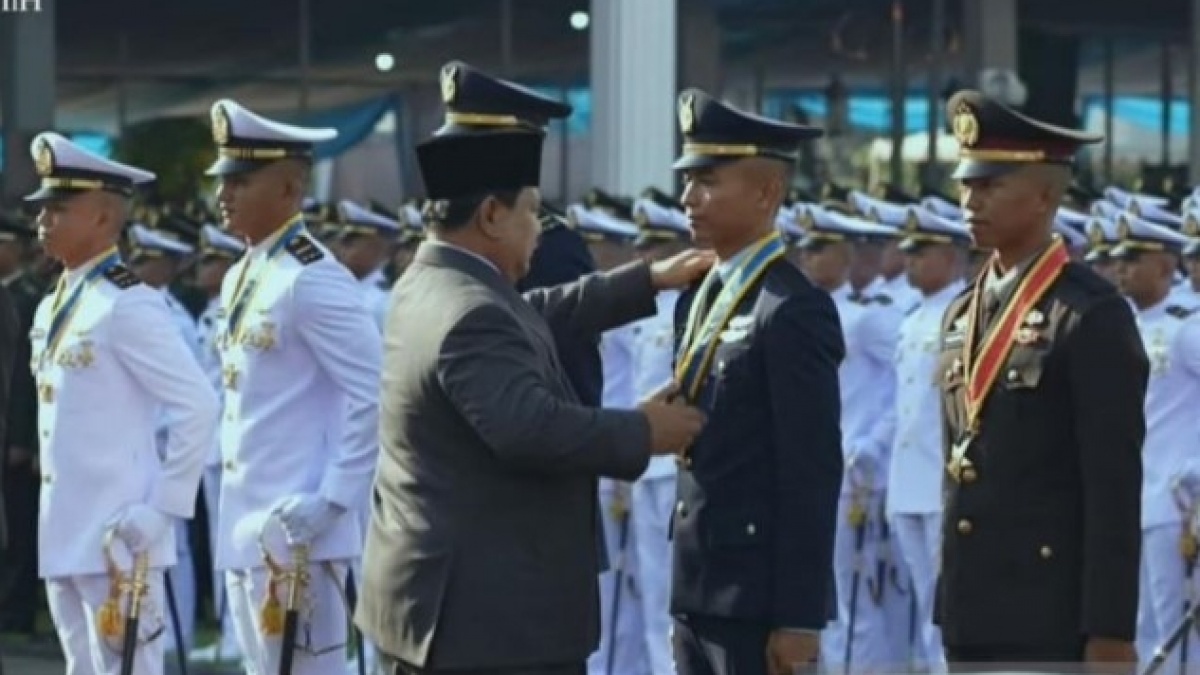 8 Lulusan Terbaik Peraih Bintang Adhi Makayasa 2025