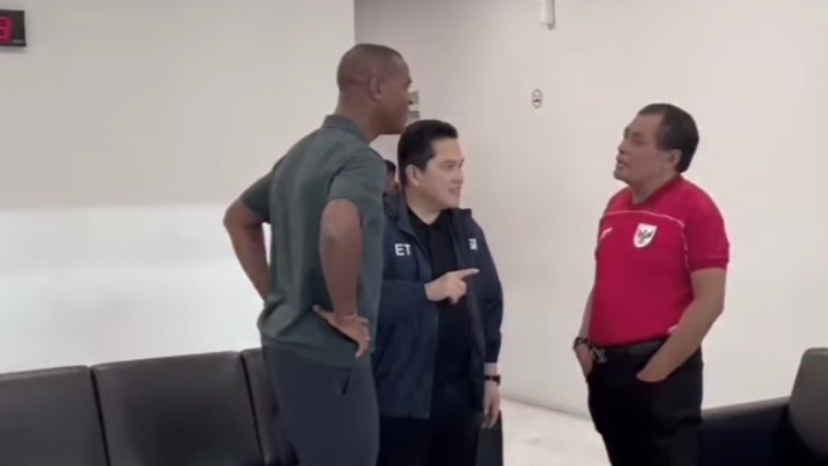 Patrick Kluivert Tolak Pinggang Bertemu Nurdin Halid, Ada Masalah Apa?